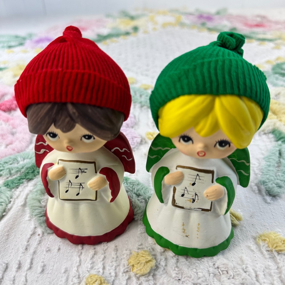 Vintage Decorama Angel Choir Figurines Set of 2 Red Green Knit Hats Korea
